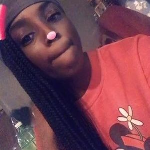 Meet your Posher, Shay